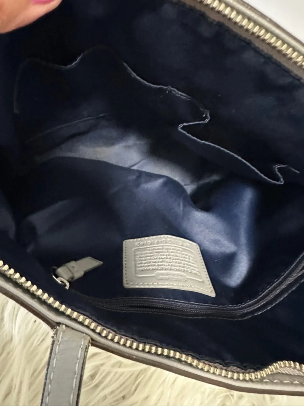 Coach Patent Signature Leather Shoulder Bag Purse
